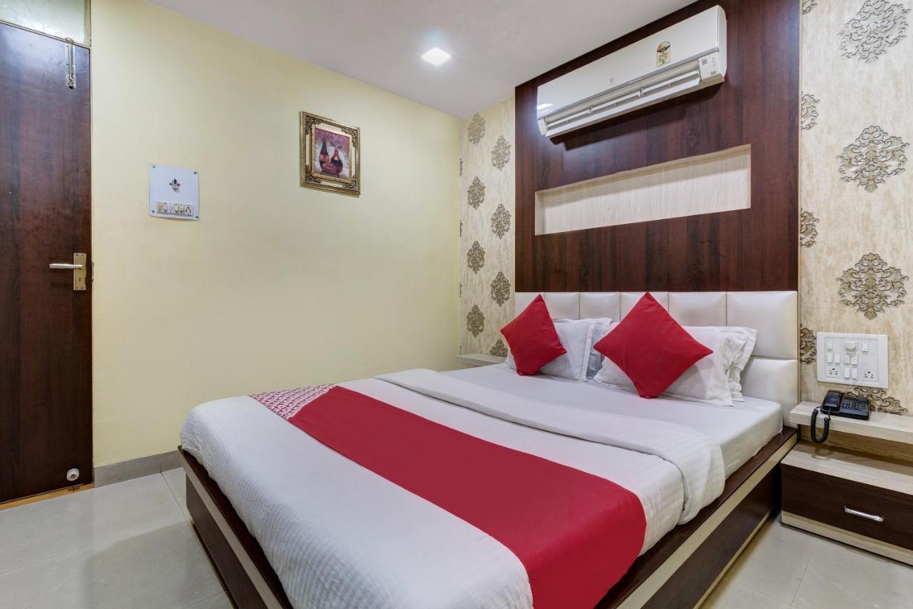 Oyo Hotel Satguru Jamshedpur Exterior foto